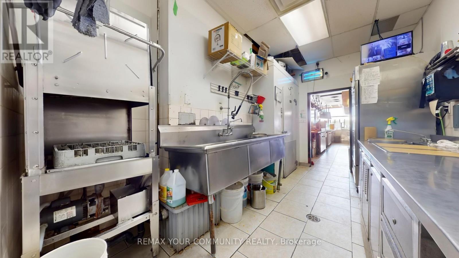 1383 Wilson Road N, Oshawa, Ontario  L1K 2Z5 - Photo 10 - E12730094