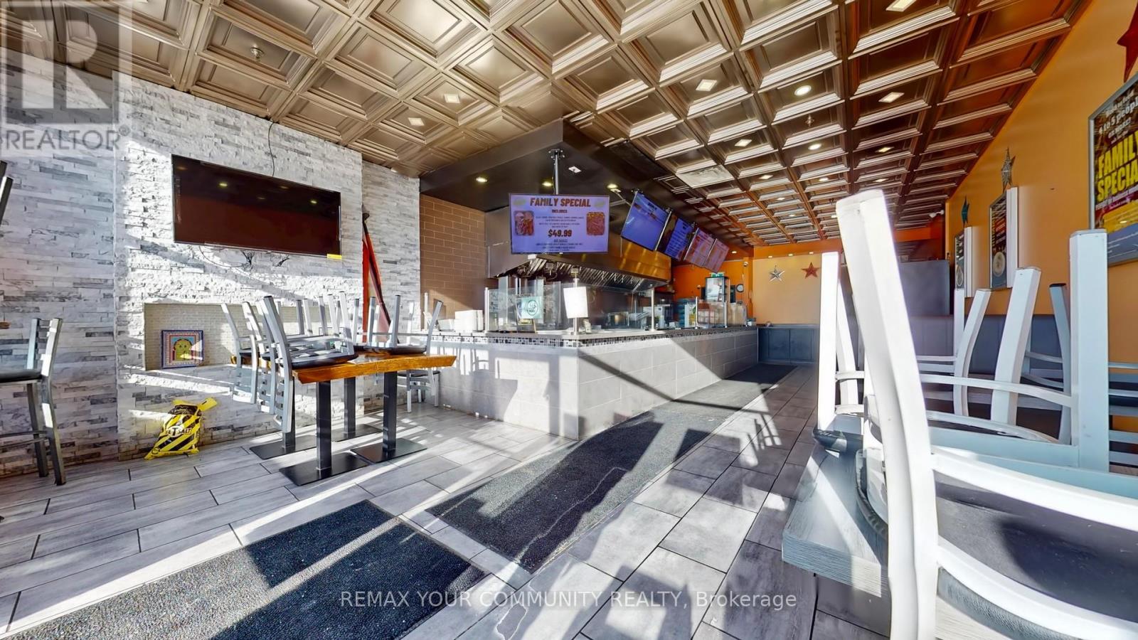 1383 Wilson Road N, Oshawa, Ontario  L1K 2Z5 - Photo 2 - E12730094