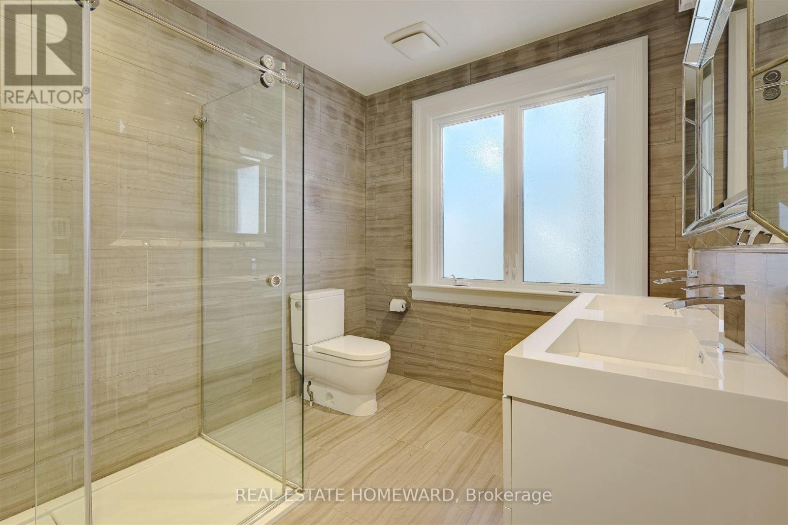 15 Pine Crescent, Toronto, Ontario  M4E 1L1 - Photo 23 - E12730150