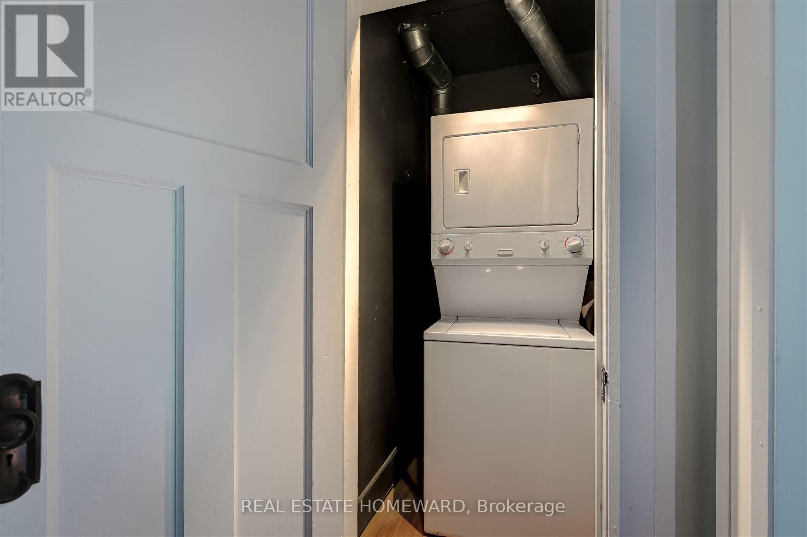 15 Pine Crescent, Toronto, Ontario  M4E 1L1 - Photo 25 - E12730150