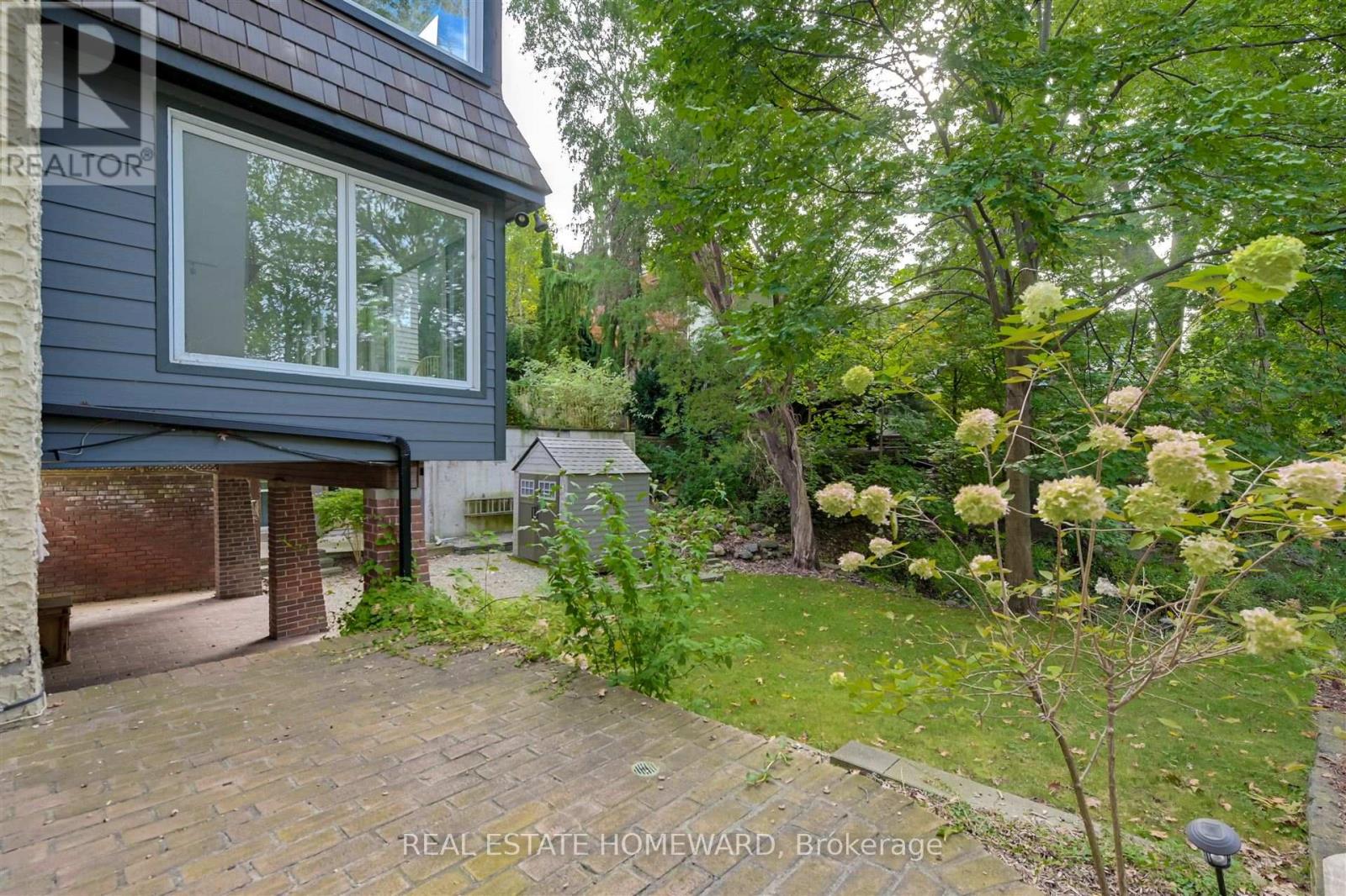 15 Pine Crescent, Toronto, Ontario  M4E 1L1 - Photo 32 - E12730150