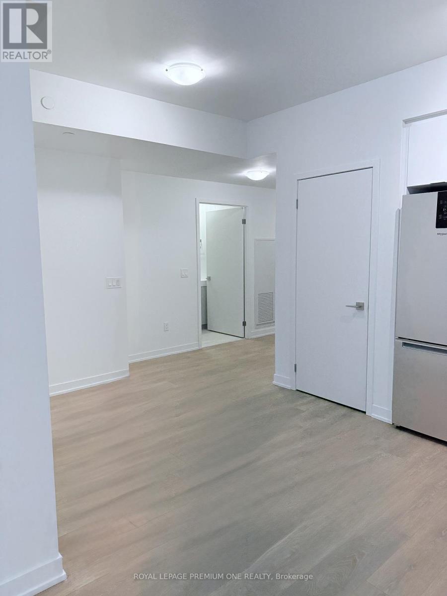 302 - 474 Caldari Road E, Vaughan, Ontario  L4K 0R5 - Photo 7 - N12730056