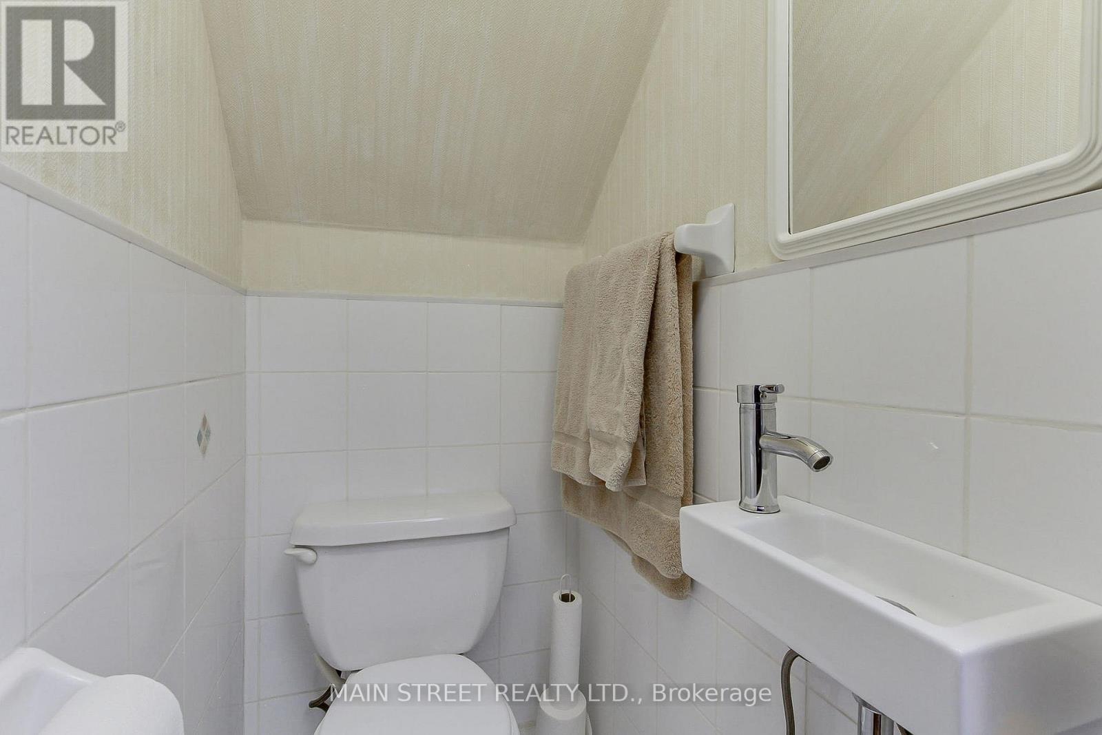 241 Andrew Street, Newmarket, Ontario  L3Y 1H1 - Photo 37 - N12730062