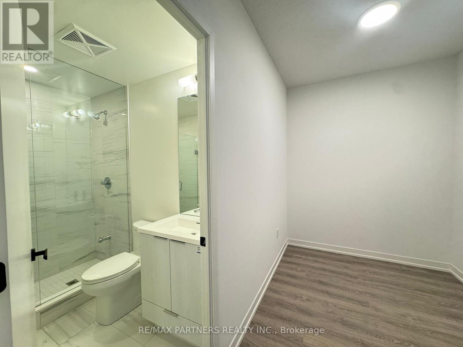 3507 - 8 Interchange Way, Vaughan, Ontario  L4K 0R2 - Photo 6 - N12730144