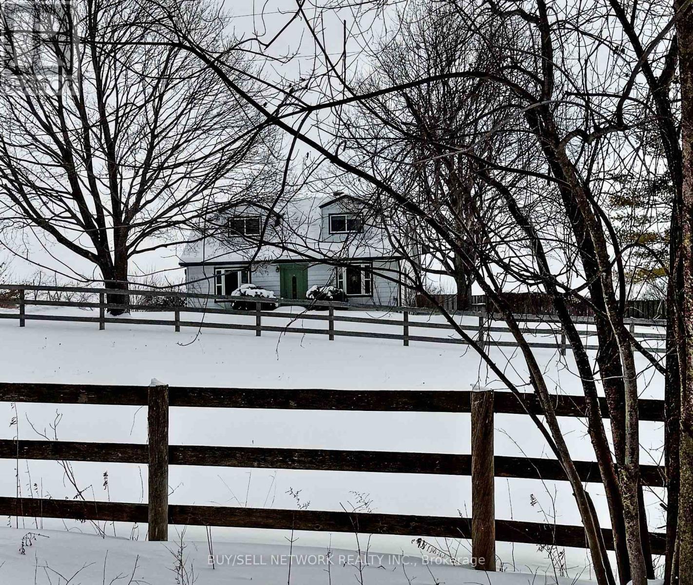 947 Division Road, Otonabee-South Monaghan, Ontario  K0L 2H0 - Photo 1 - X12479554