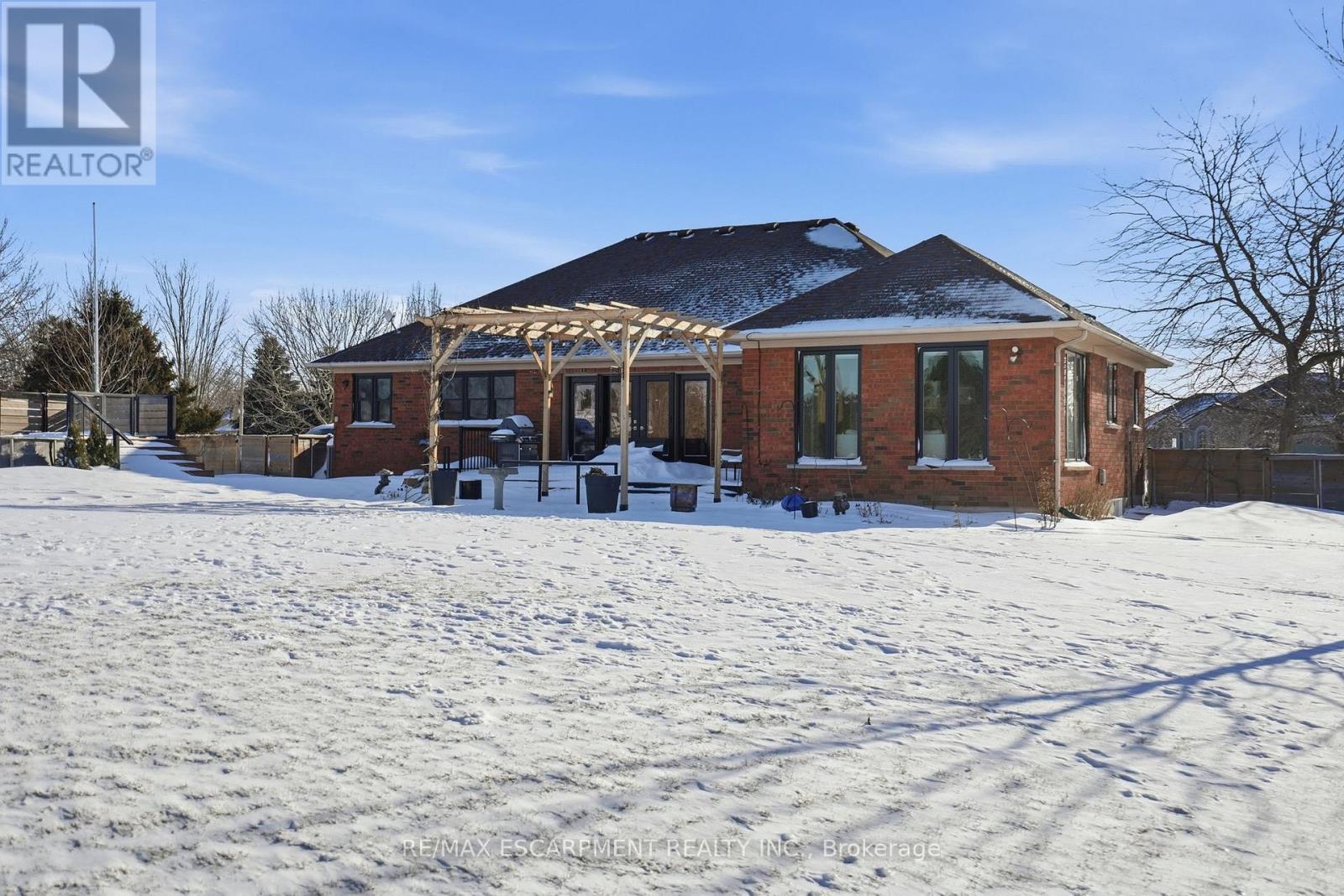 10 Featherstone Avenue, Haldimand, Ontario  N0A 1P0 - Photo 39 - X12725092