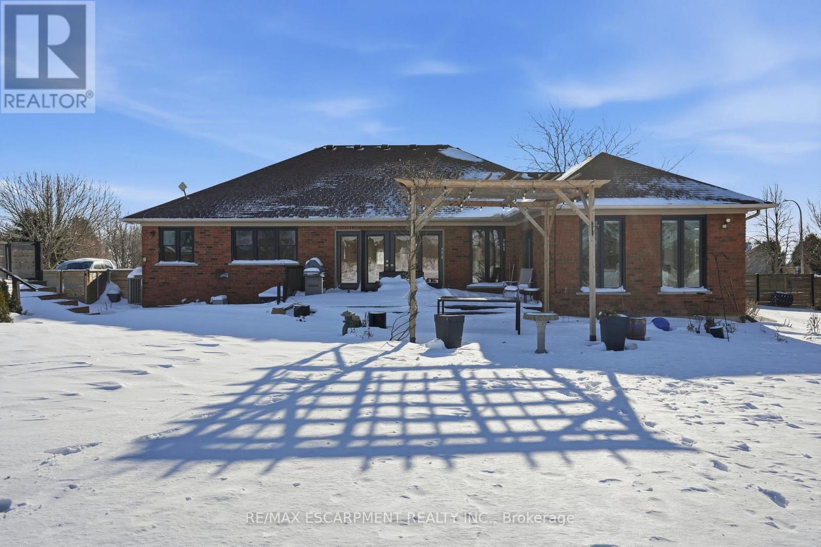 10 Featherstone Avenue, Haldimand, Ontario  N0A 1P0 - Photo 38 - X12725092