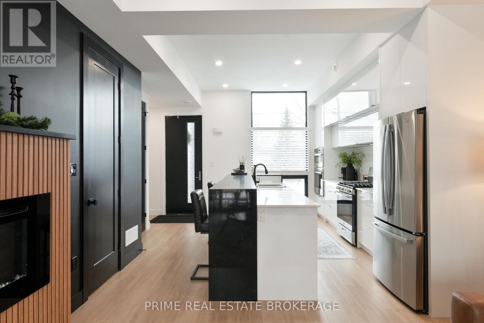 417 Baseline Road E, London South, Ontario  N6C 2P5 - Photo 10 - X12458383