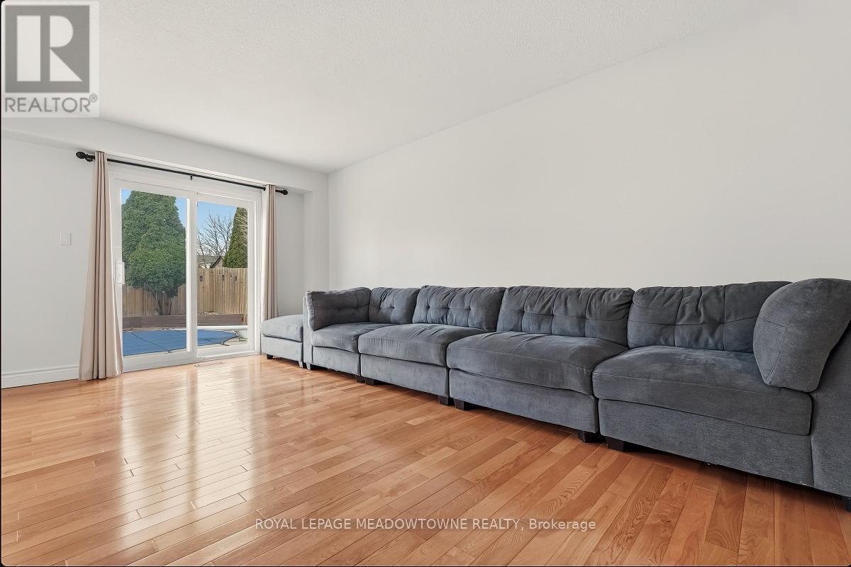 6486 Edenwood Drive, Mississauga, Ontario  L5N 3K1 - Photo 10 - W12729994