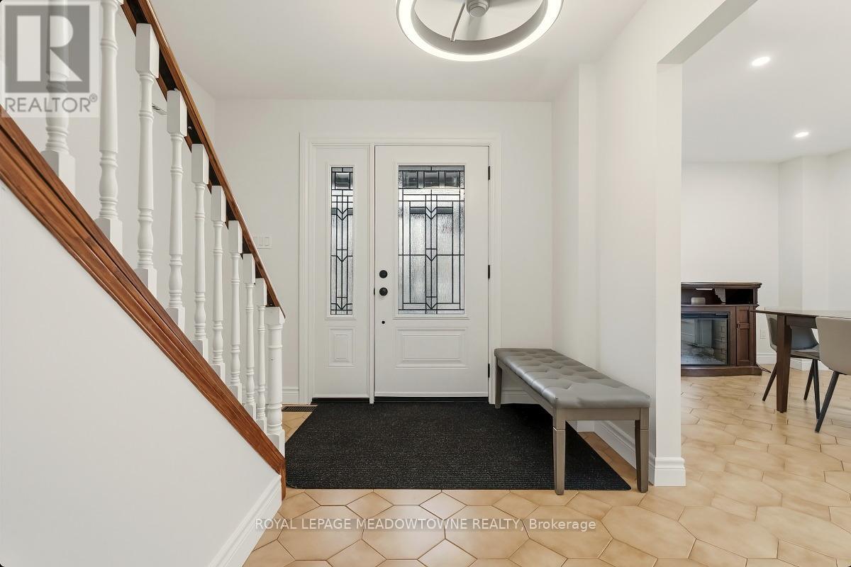 6486 Edenwood Drive, Mississauga, Ontario  L5N 3K1 - Photo 8 - W12729994