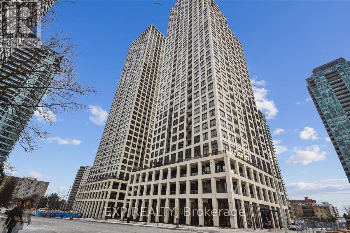 2003 - 30 ELM DRIVE W, Mississauga, Ontario