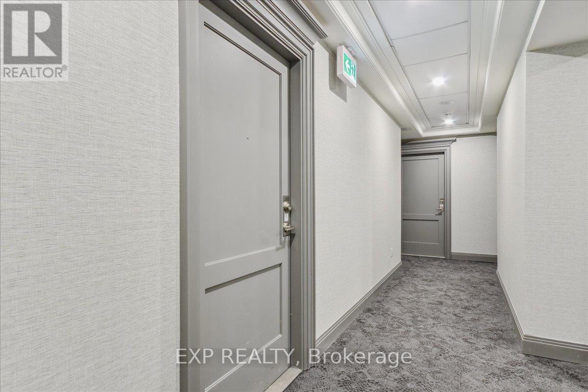 2003 - 30 Elm Drive W, Mississauga, Ontario  L5B 0N6 - Photo 27 - W12730044