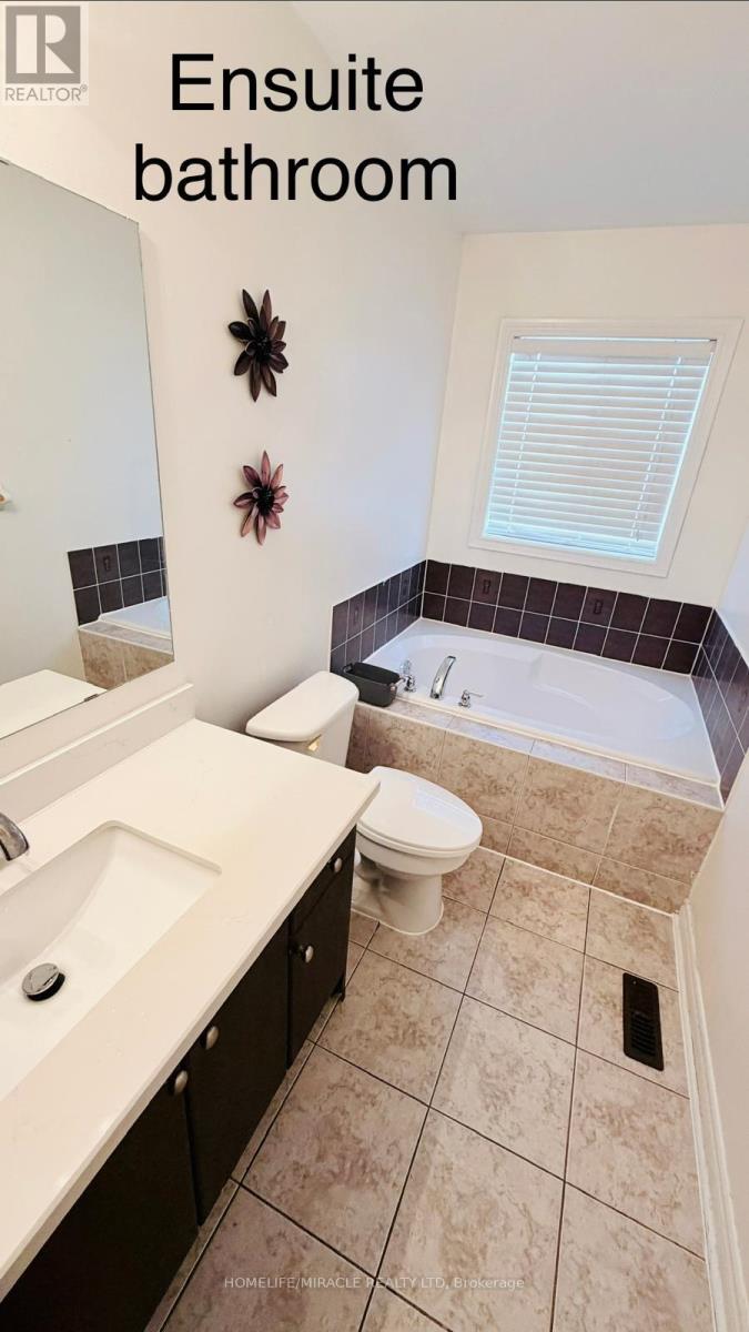 358 Hobbs Crescent, Milton, Ontario  L9T 0J3 - Photo 3 - W12730046