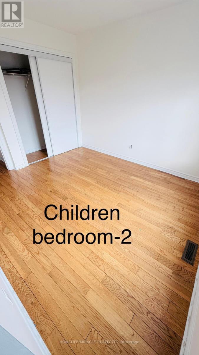 358 Hobbs Crescent, Milton, Ontario  L9T 0J3 - Photo 6 - W12730046