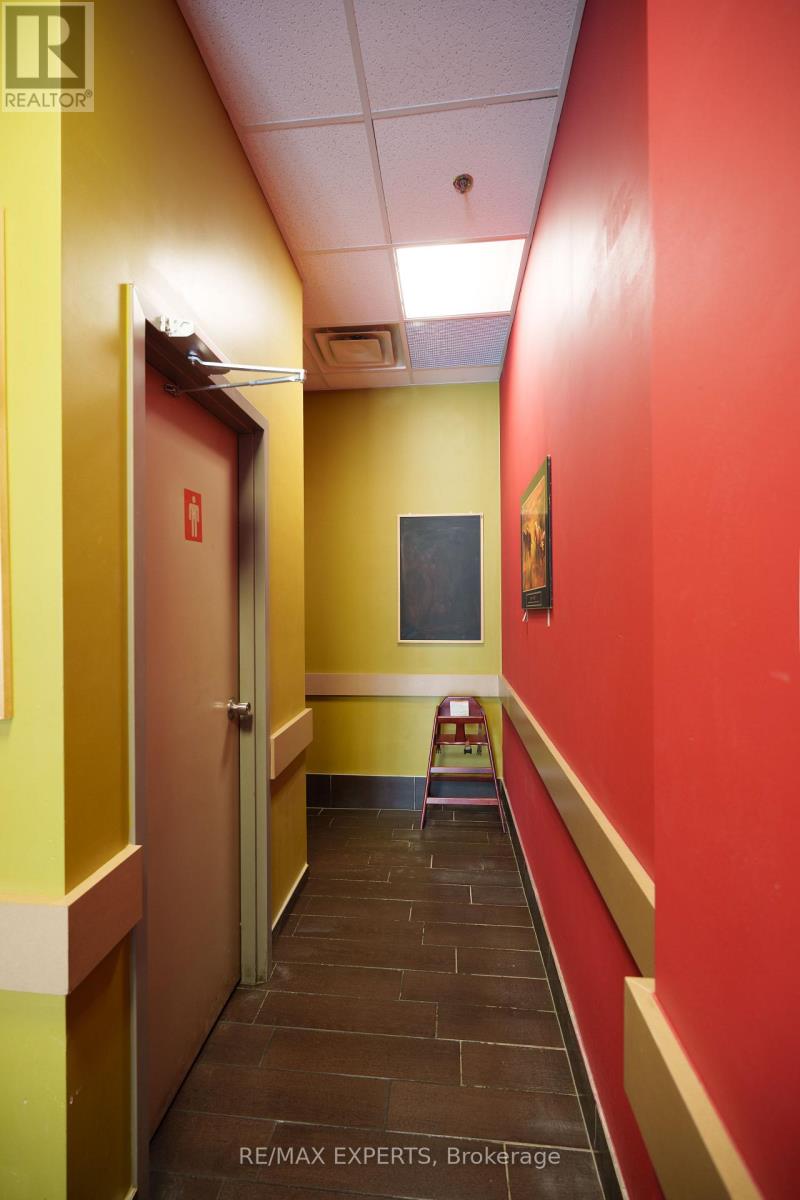 10 - 6901 Bronte St Street S, Milton, Ontario  L9T 2X6 - Photo 9 - W12730078