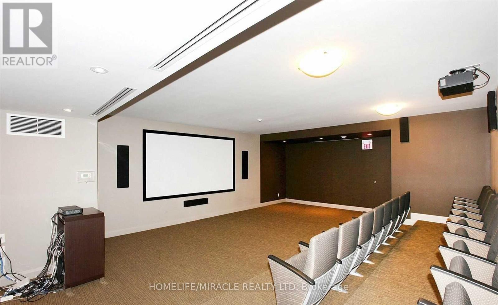 1002 - 100 John Street, Brampton, Ontario  L6W 0A8 - Photo 29 - W12730100