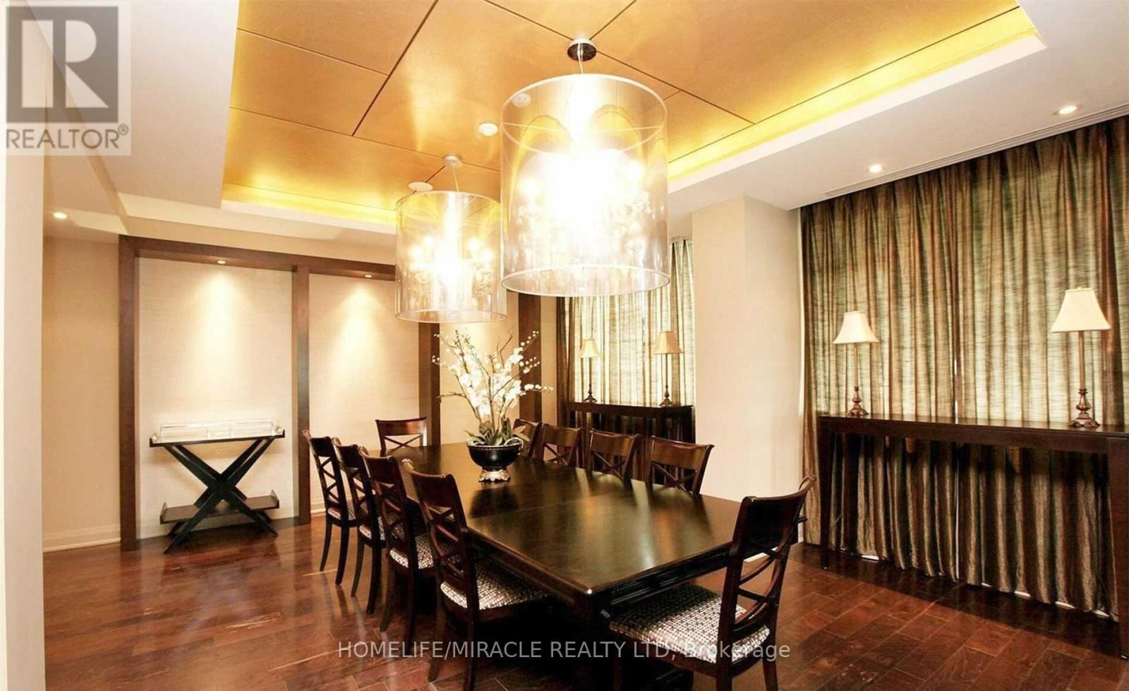 1002 - 100 John Street, Brampton, Ontario  L6W 0A8 - Photo 31 - W12730100