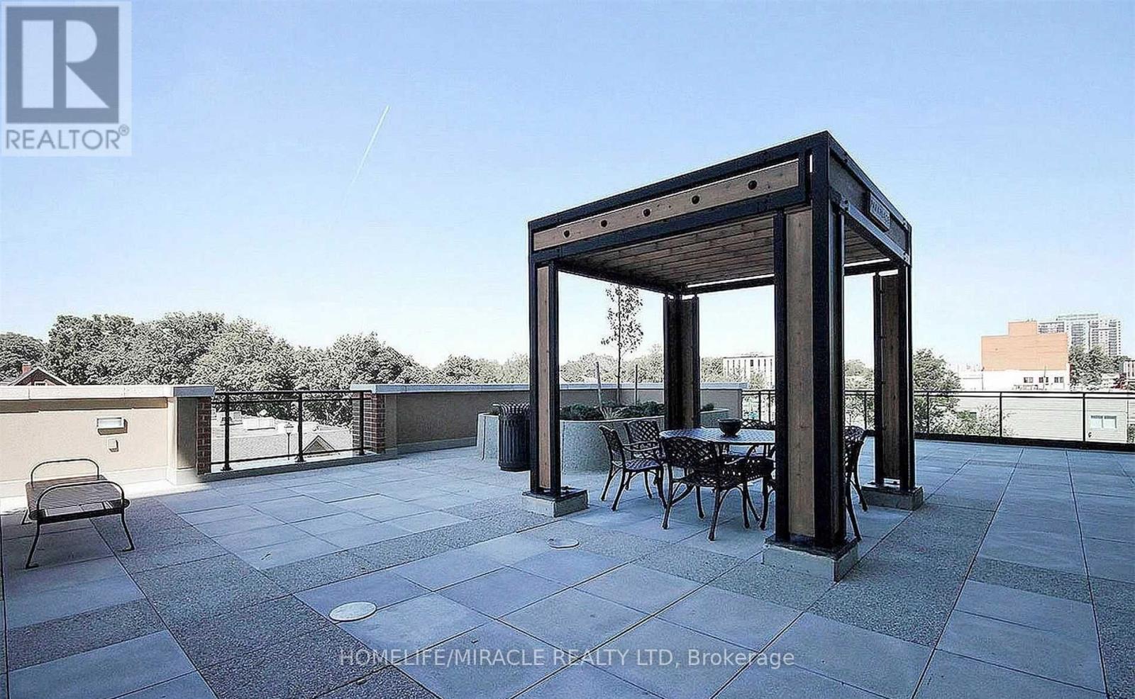 1002 - 100 John Street, Brampton, Ontario  L6W 0A8 - Photo 33 - W12730100