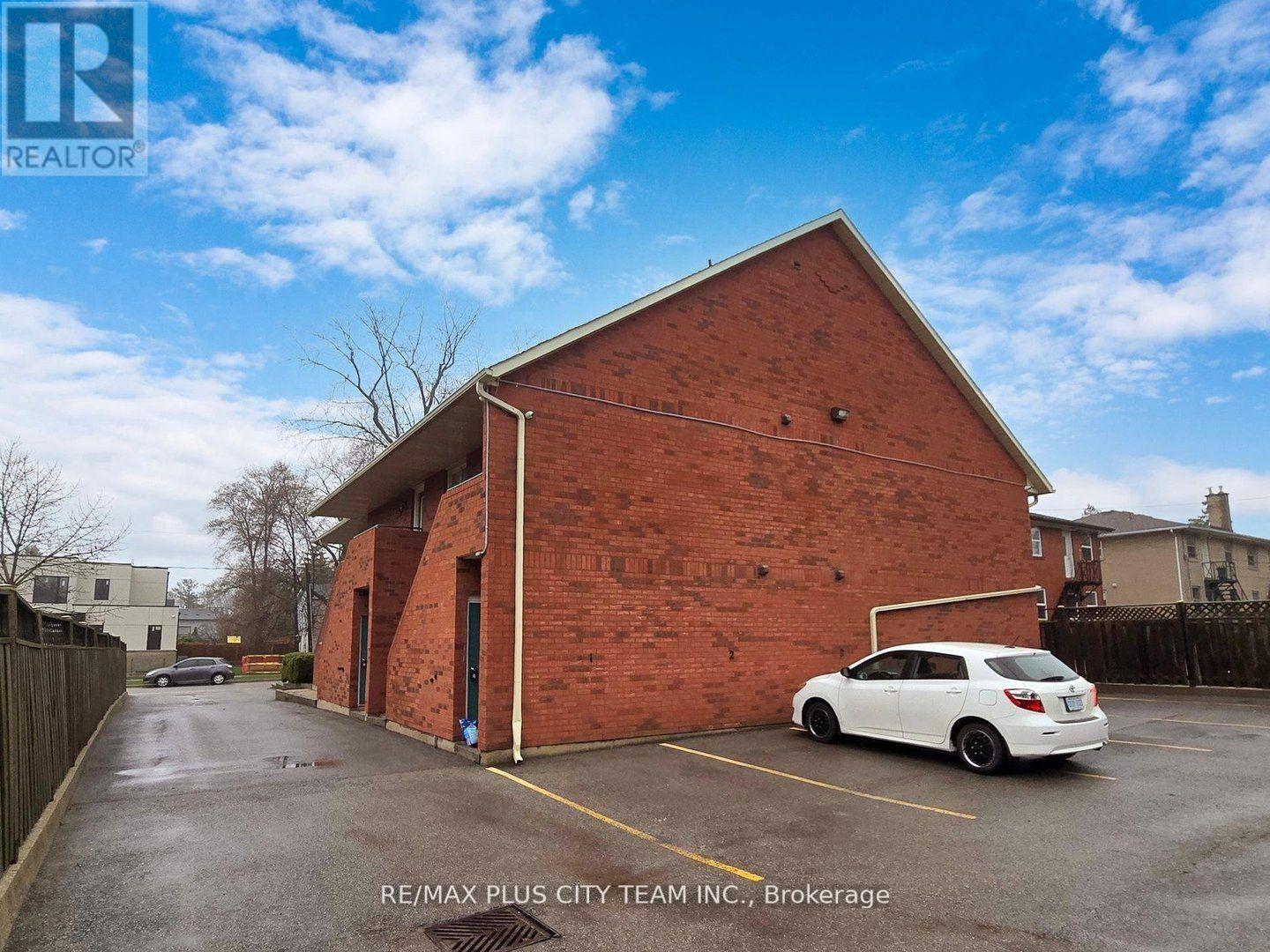 1 - 183 Nelson Street, Oakville, Ontario  L6L 3J4 - Photo 16 - W12730148