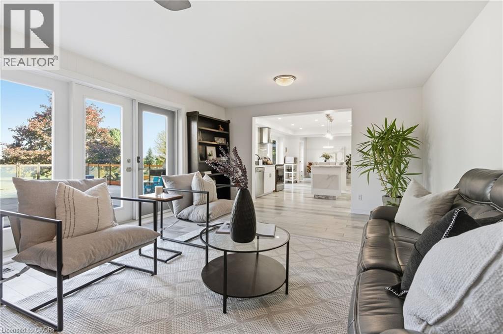 47 Valley Road, Dundas, Ontario  L9H 5S4 - Photo 12 - 40794424