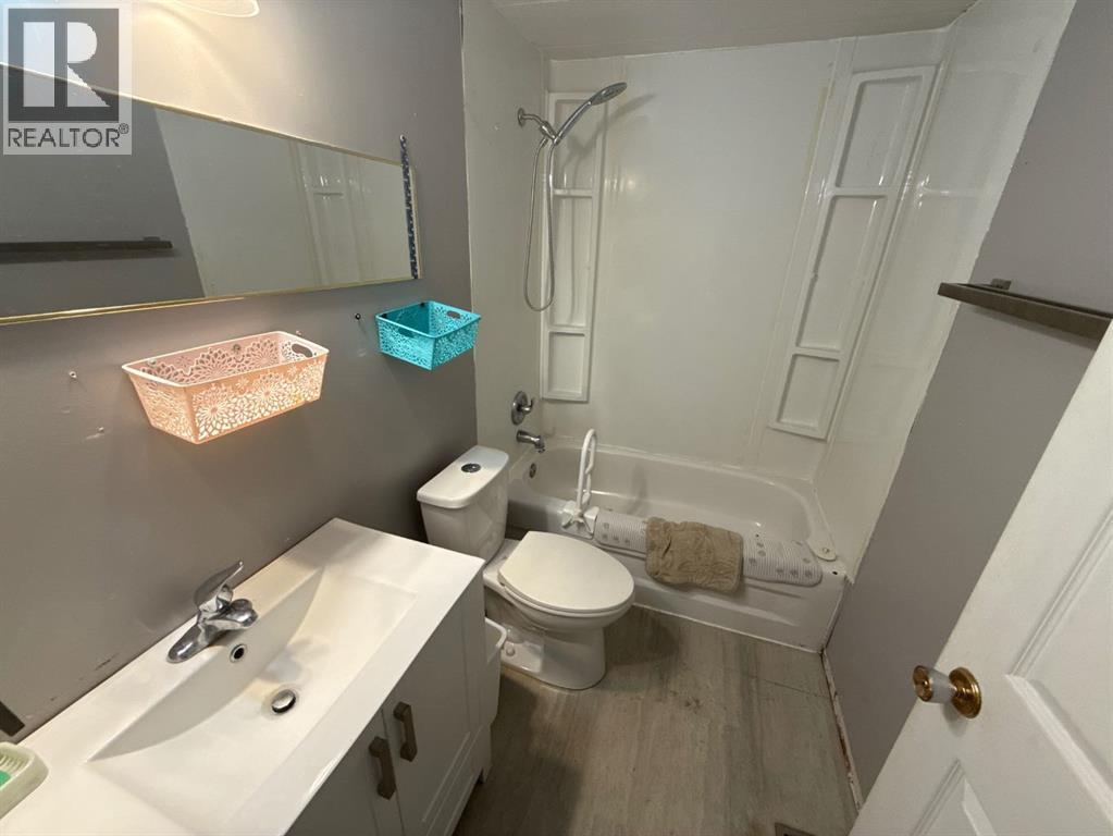 5410 51 Street, Berwyn, Alberta  T0H 0E0 - Photo 6 - A2280292