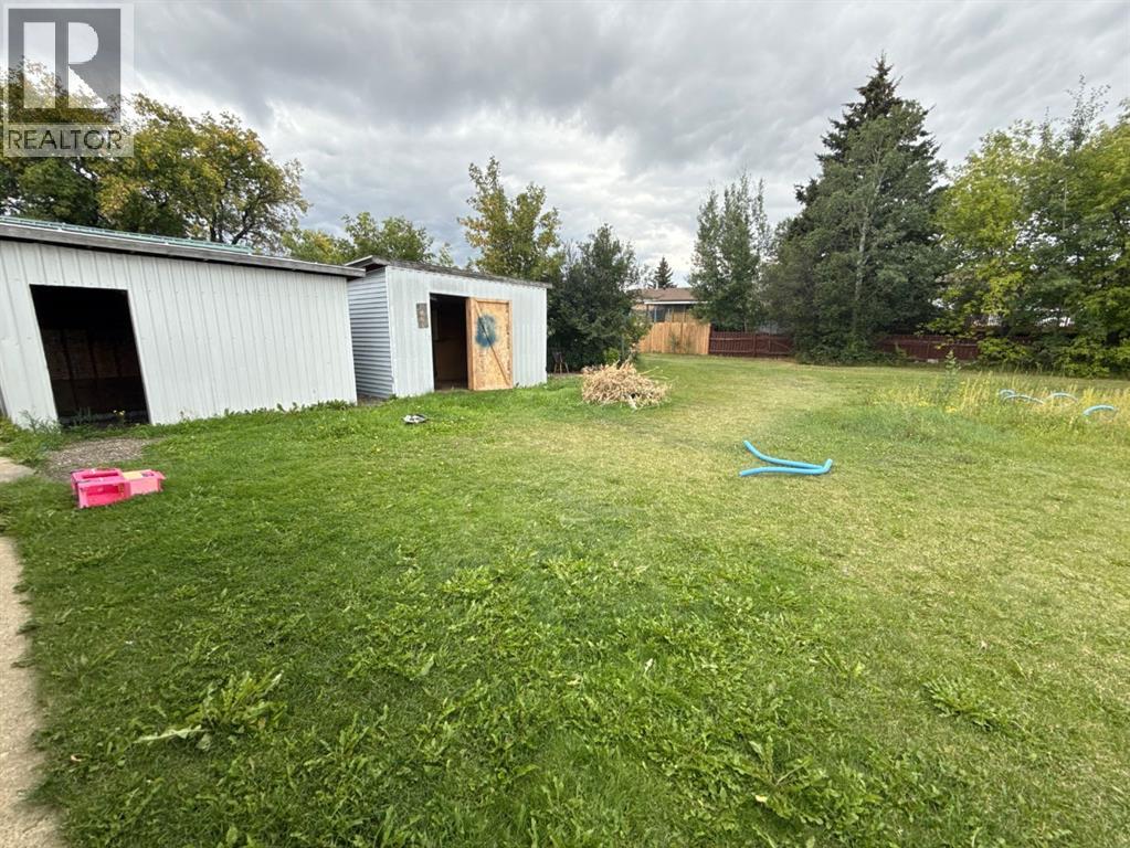 5410 51 Street, Berwyn, Alberta  T0H 0E0 - Photo 28 - A2280292