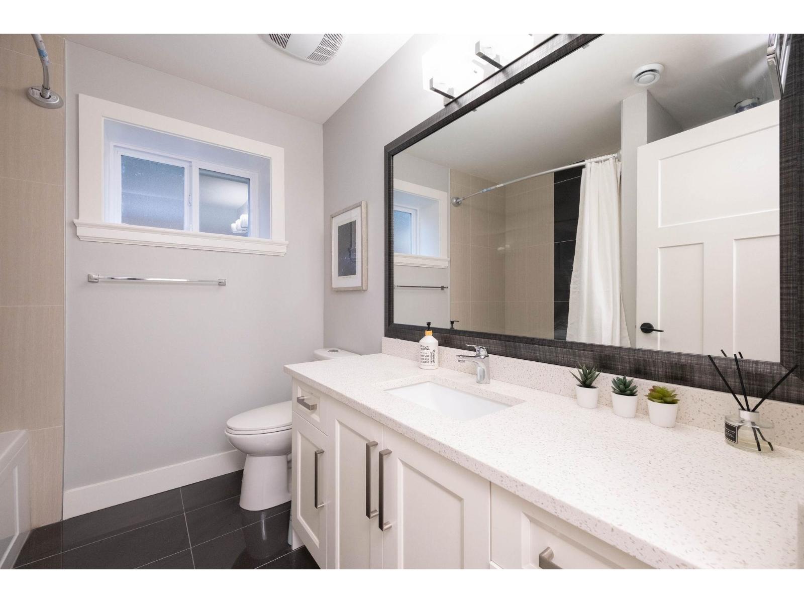 35280 Mcewen Avenue, Mission, British Columbia  V2V 0G2 - Photo 30 - R3083051