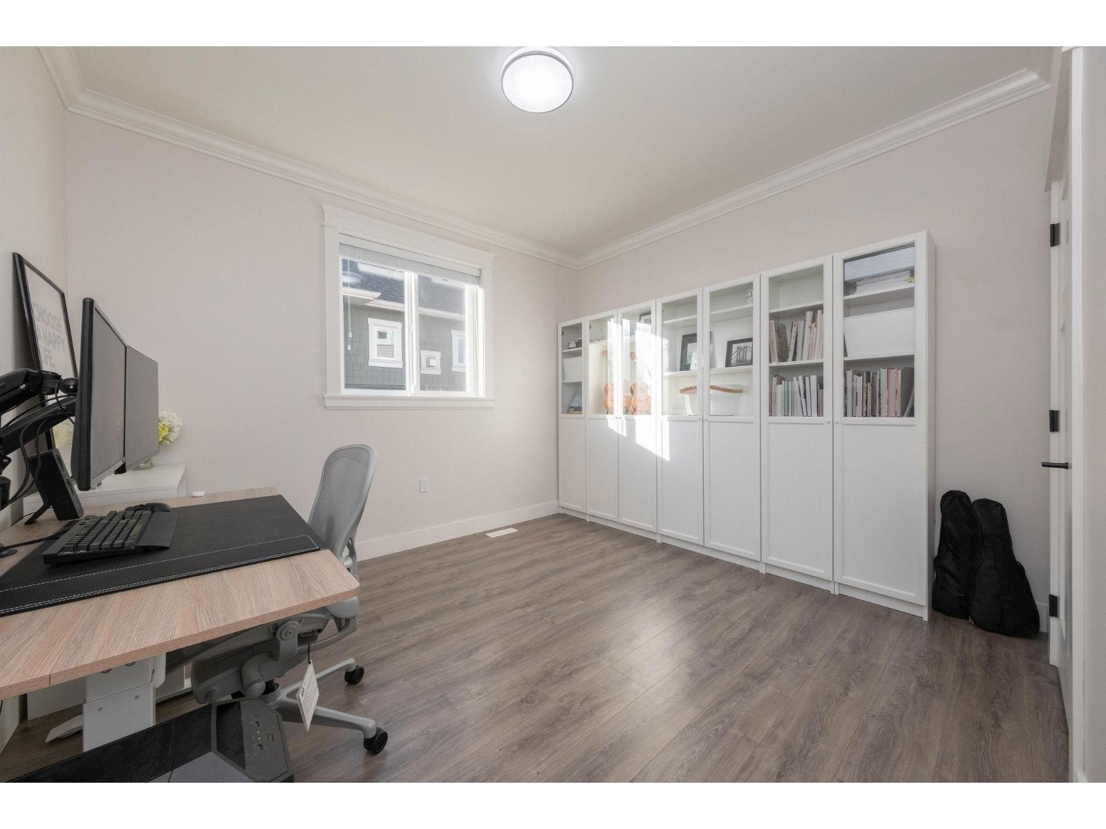 35280 Mcewen Avenue, Mission, British Columbia  V2V 0G2 - Photo 12 - R3083051