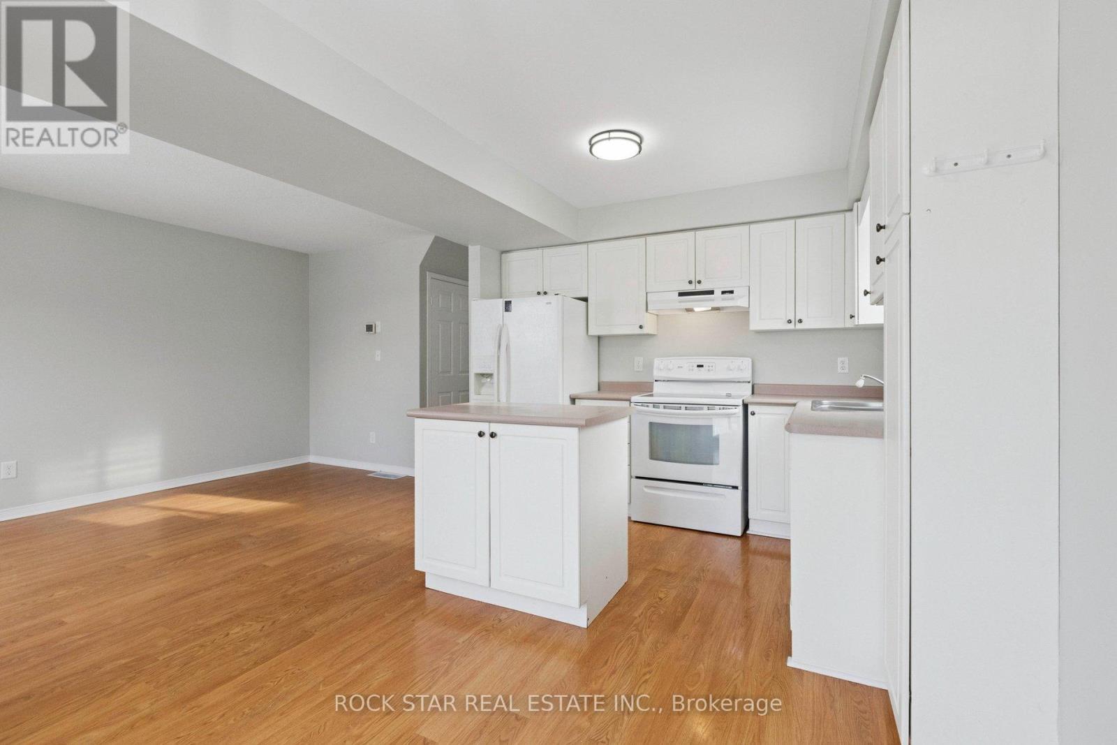 64 Dawn Ridge Drive, Kitchener, Ontario  N2N 3J5 - Photo 5 - X12729966