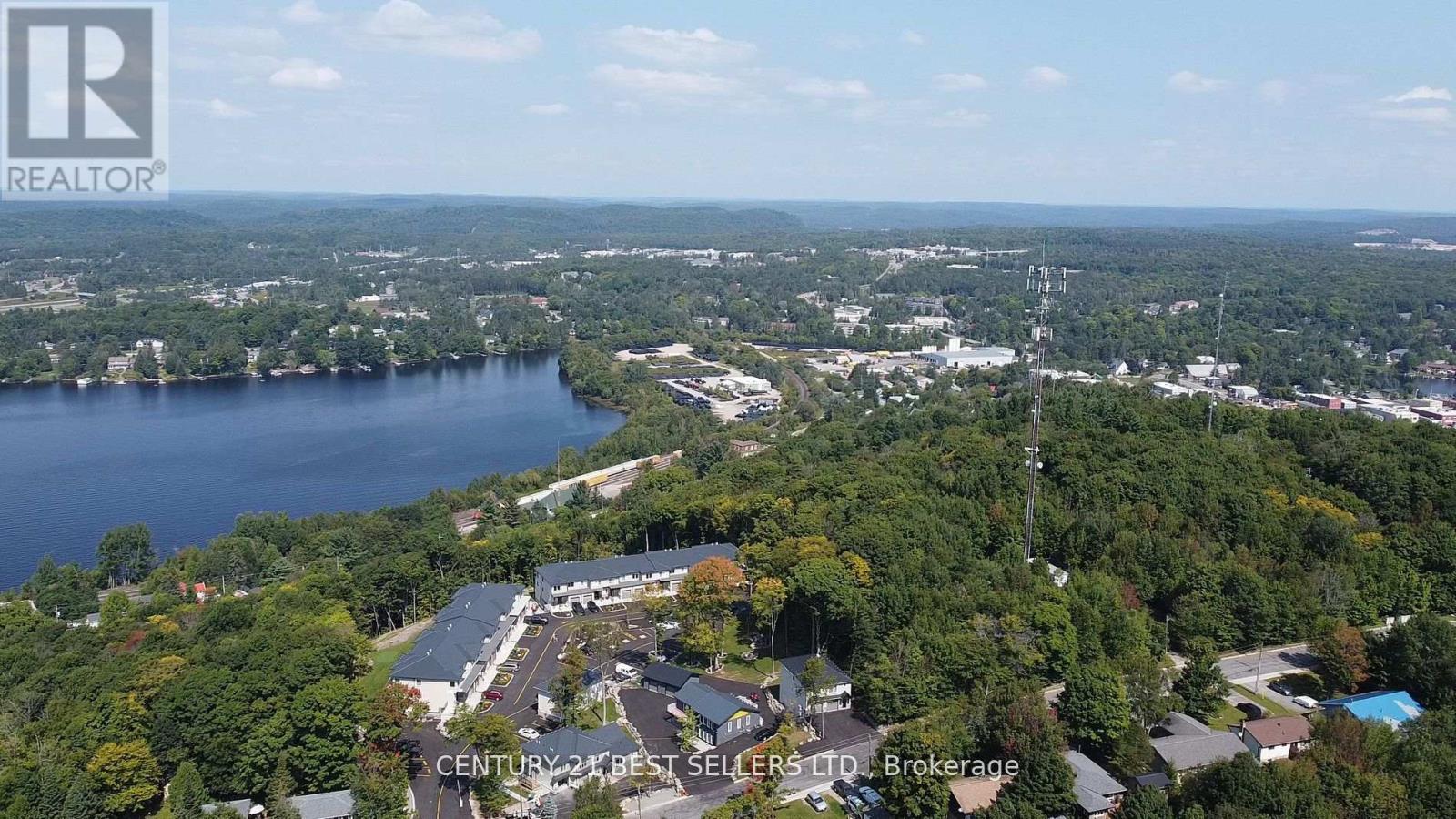 27-2 Horizon Lane, Huntsville, Ontario  P1H 1V5 - Photo 6 - X12730092