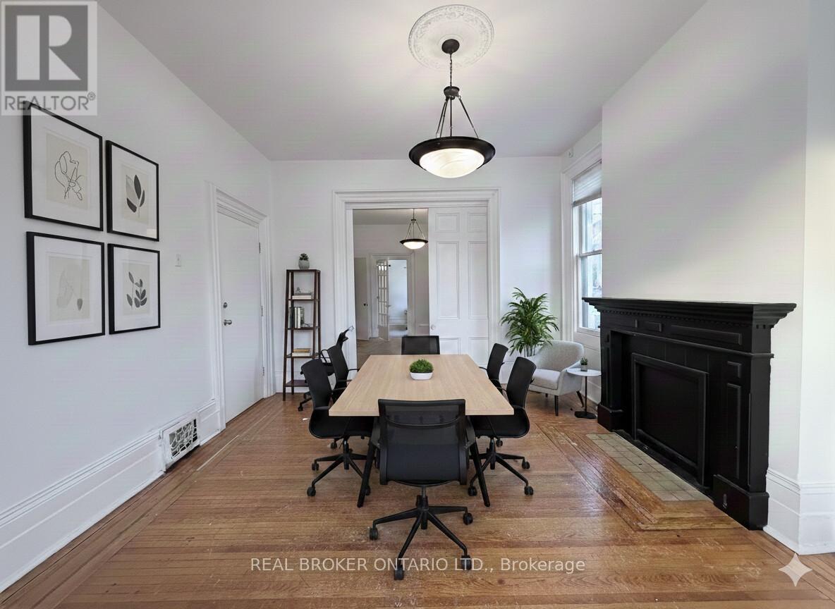 1 - 276 Main Street W, Hamilton, Ontario  L8P 1J8 - Photo 3 - X12730122