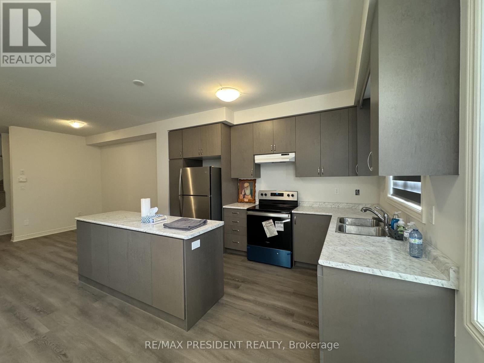 45 Gledhill Crescent, Cambridge, Ontario  N1T 0G4 - Photo 7 - X12730124