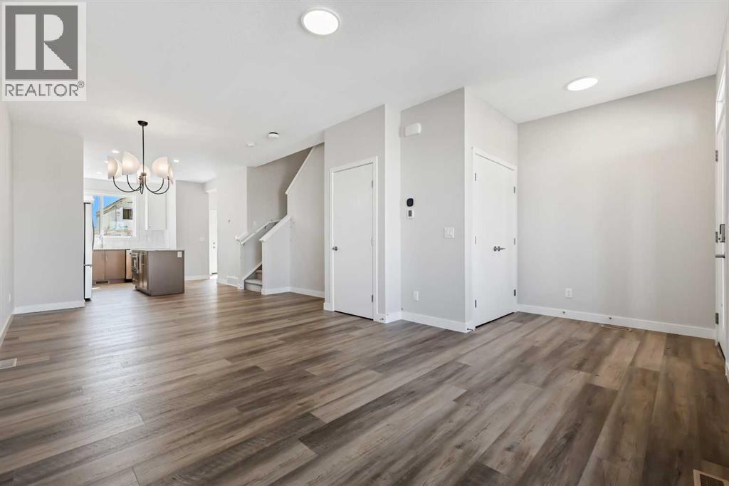 7023 Rangeview Avenue Se, Calgary, Alberta  T3S 0P9 - Photo 5 - A2252962