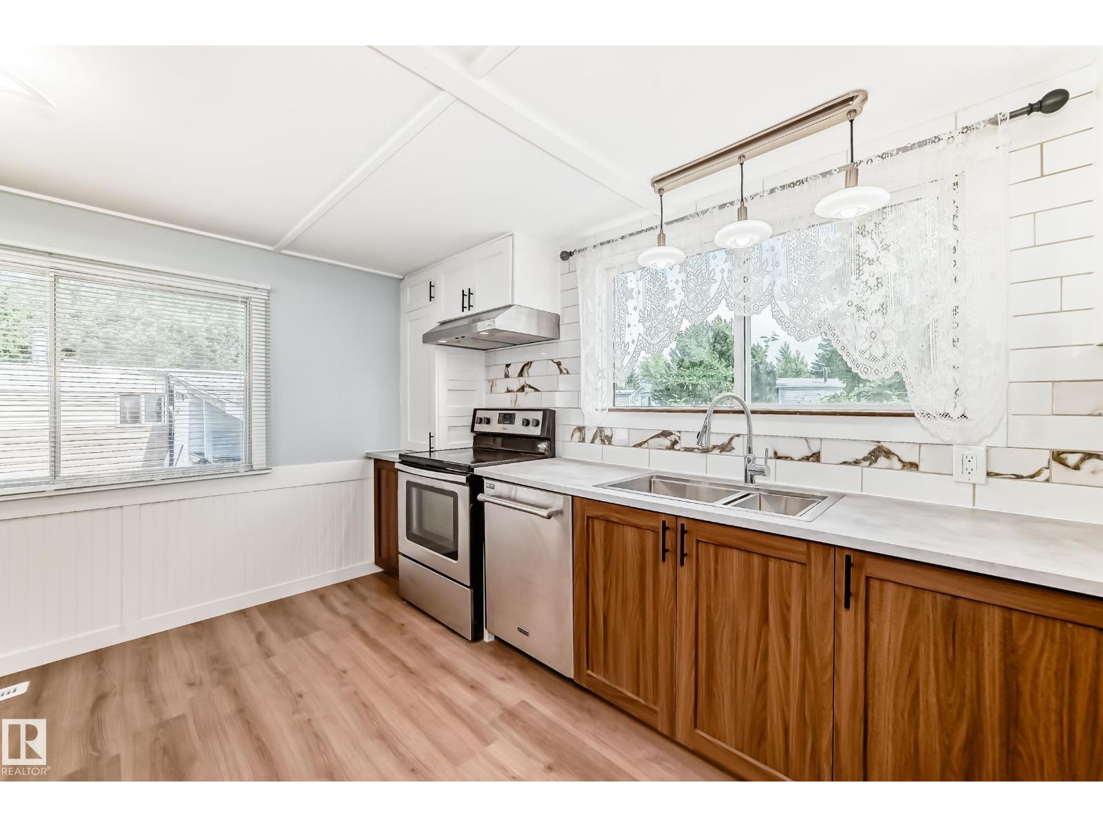 404 Evergreen Pa Nw, Edmonton, Alberta  T5Y 4M2 - Photo 10 - E4471094