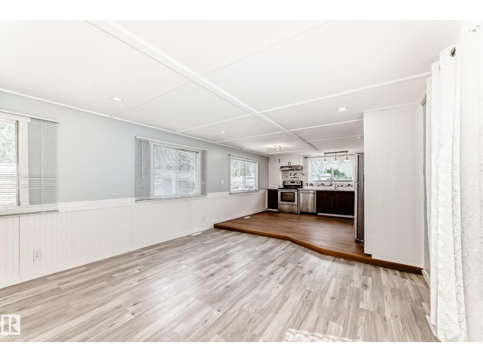 404 Evergreen Pa Nw, Edmonton, Alberta  T5Y 4M2 - Photo 14 - E4471094