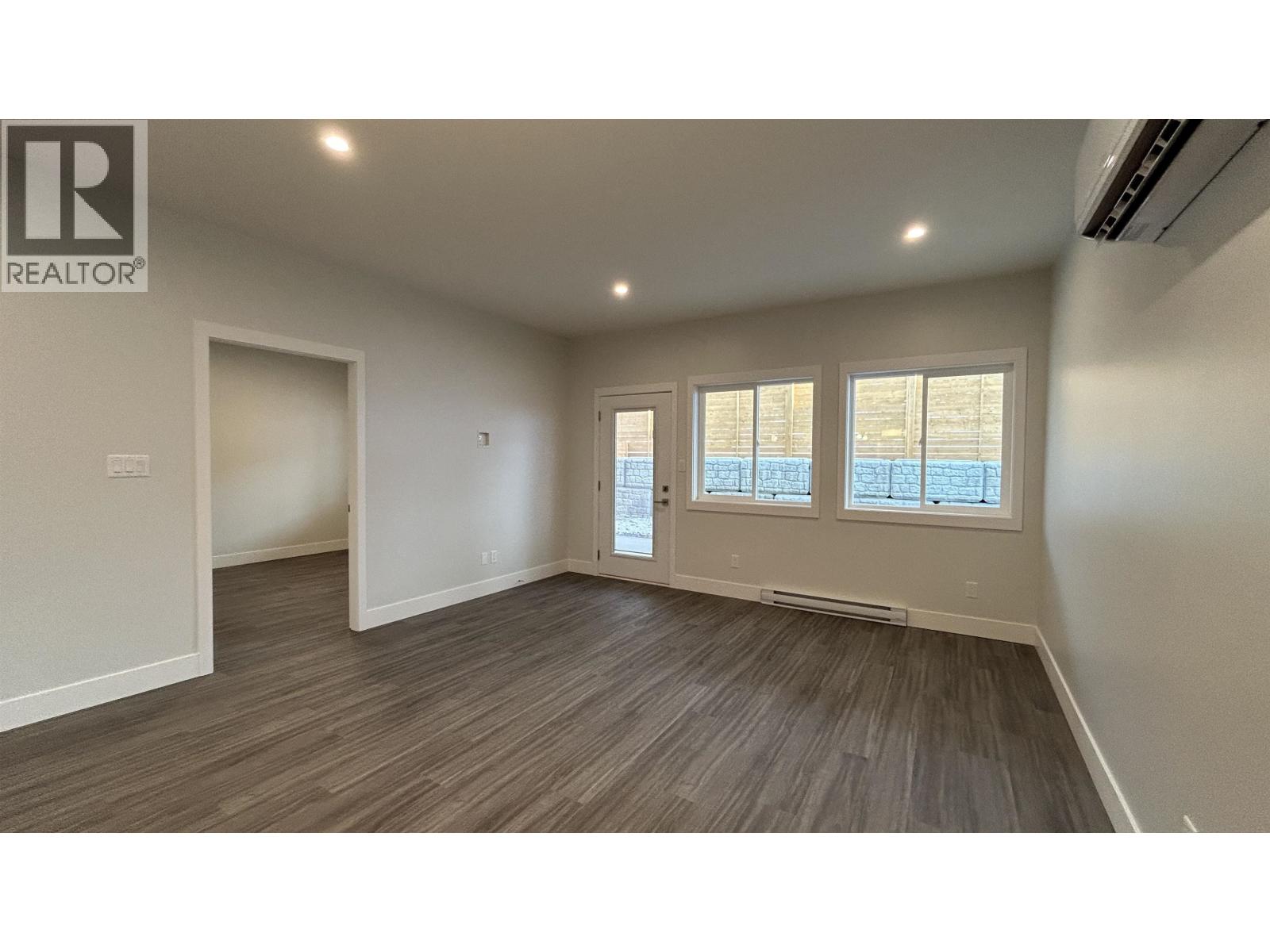 13 105 Forest Ridge Road, 100 Mile House, British Columbia  V0K 2E0 - Photo 3 - R3083078