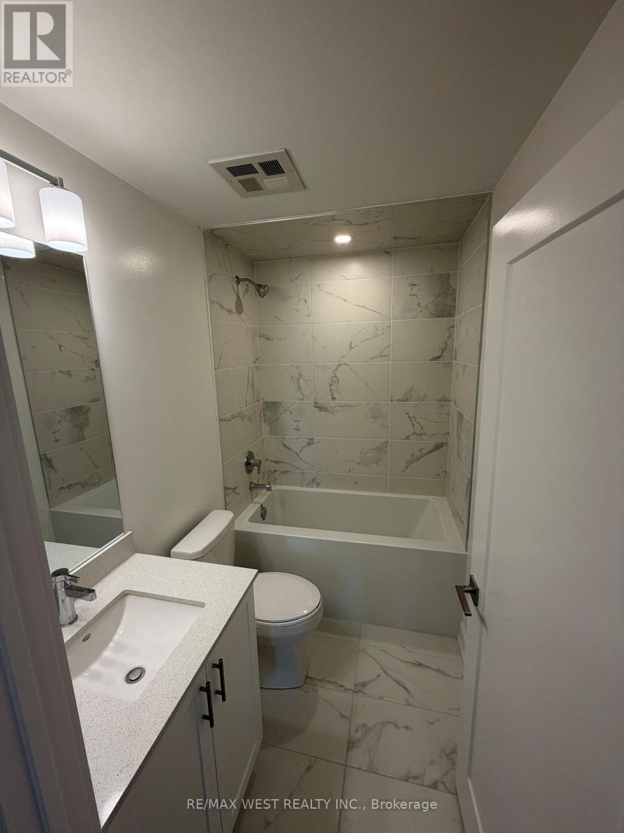 1104 - 705 Davis Drive, Newmarket, Ontario  L3Y 0J1 - Photo 10 - N12658774