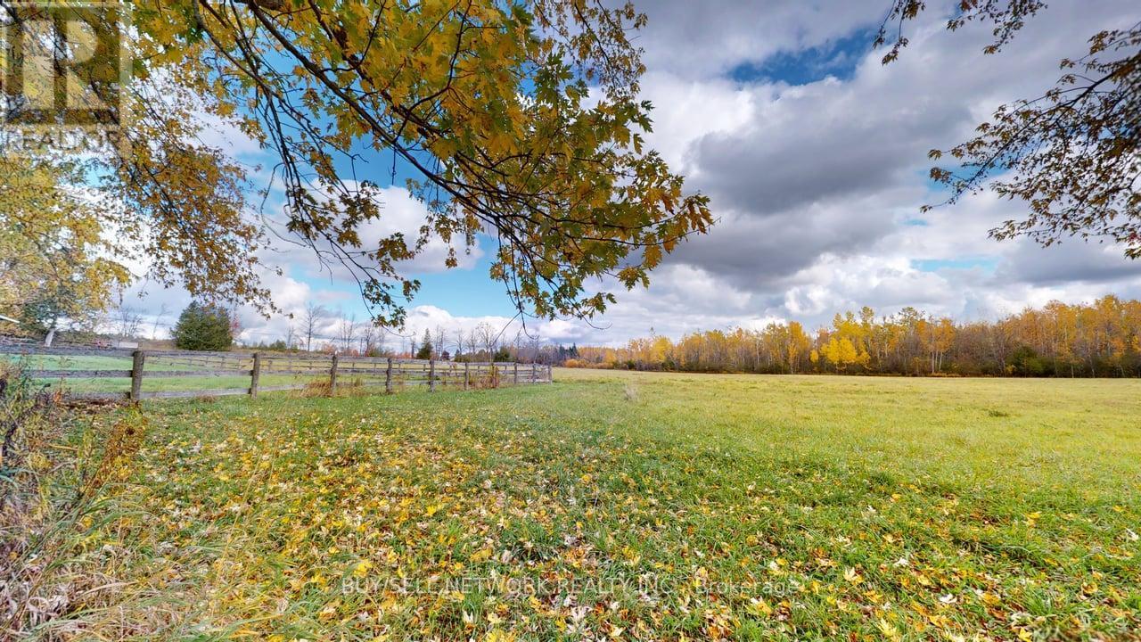 947 Division Road, Otonabee-South Monaghan, Ontario  K0L 2H0 - Photo 34 - X12479554
