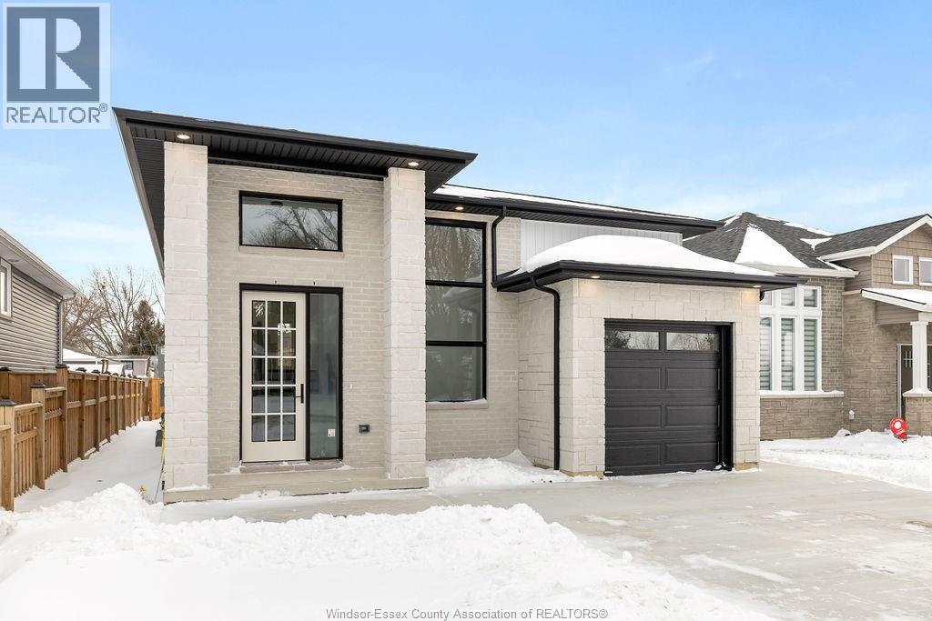 1063 Maple Avenue, Kingsville, Ontario  N9Y 3T5 - Photo 3 - 26001937