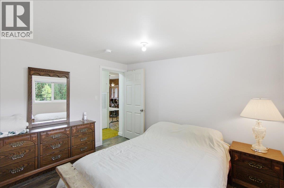 2413 Doukhobour Road, Castlegar, British Columbia  V1N 4P2 - Photo 14 - 10373897