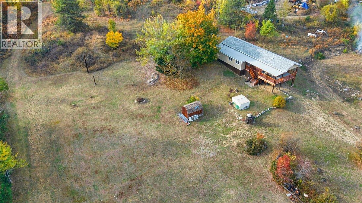 2413 Doukhobour Road, Castlegar, British Columbia  V1N 4P2 - Photo 9 - 10373897