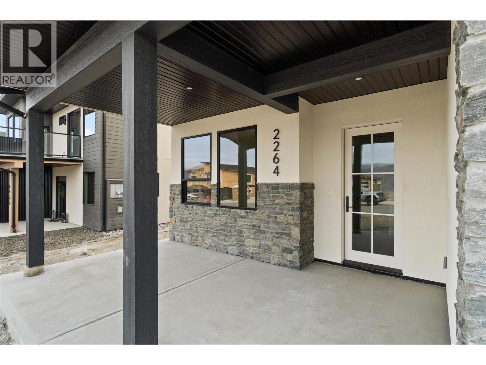 2264 Coldwater Drive, Kamloops, British Columbia  V2E 0E6 - Photo 12 - 10373681