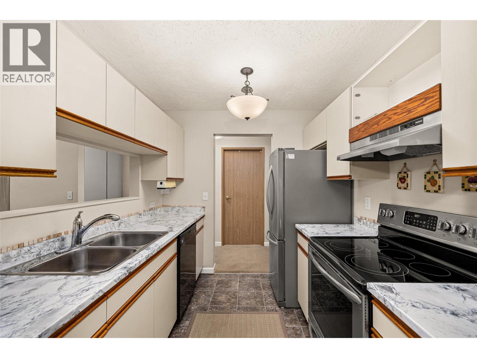1045 Sutherland Avenue Unit# 350, Kelowna, British Columbia  V1Y 5Y1 - Photo 12 - 10373368