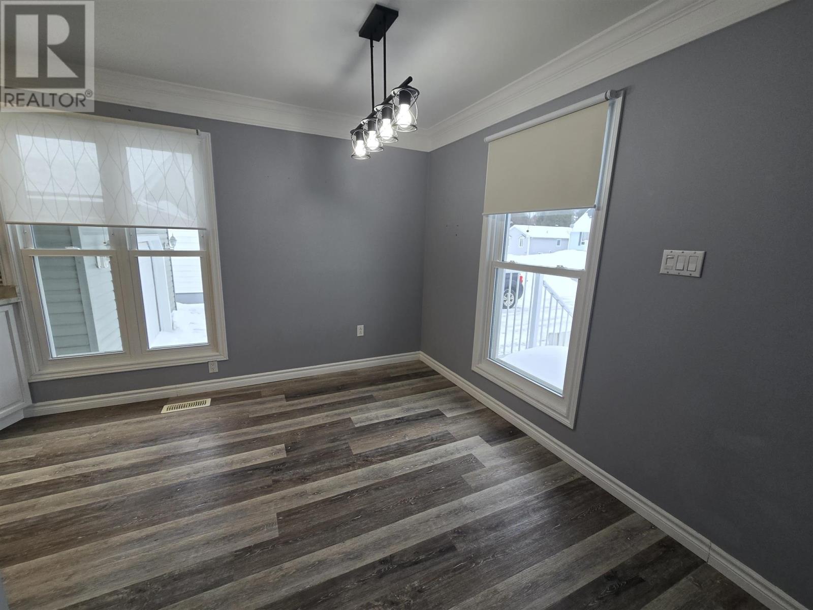 215 Hillside Dr S, Elliot Lake, Ontario P5A 1N5 - Photo 14 - SM260093