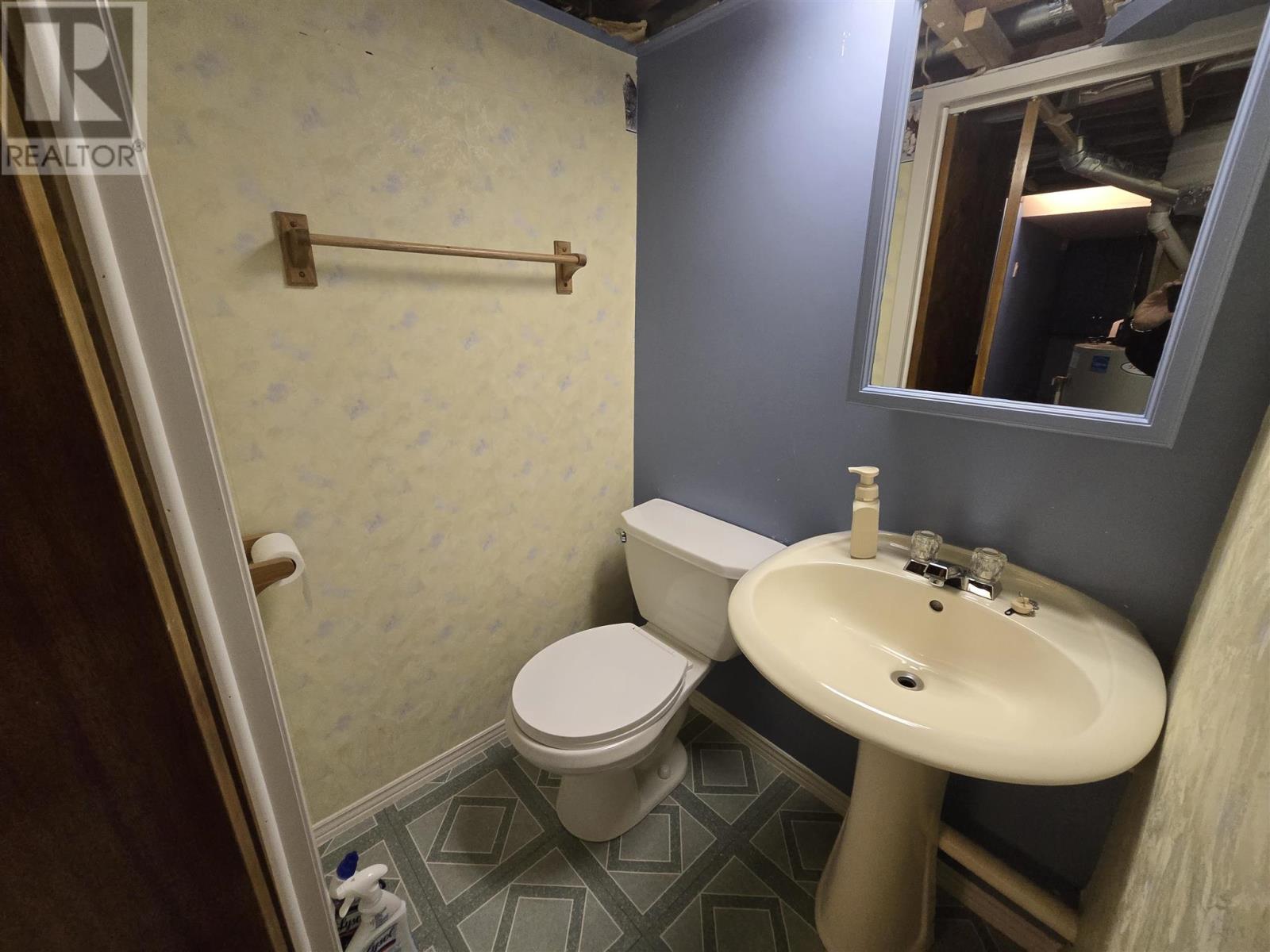 215 Hillside Dr S, Elliot Lake, Ontario P5A 1N5 - Photo 21 - SM260093