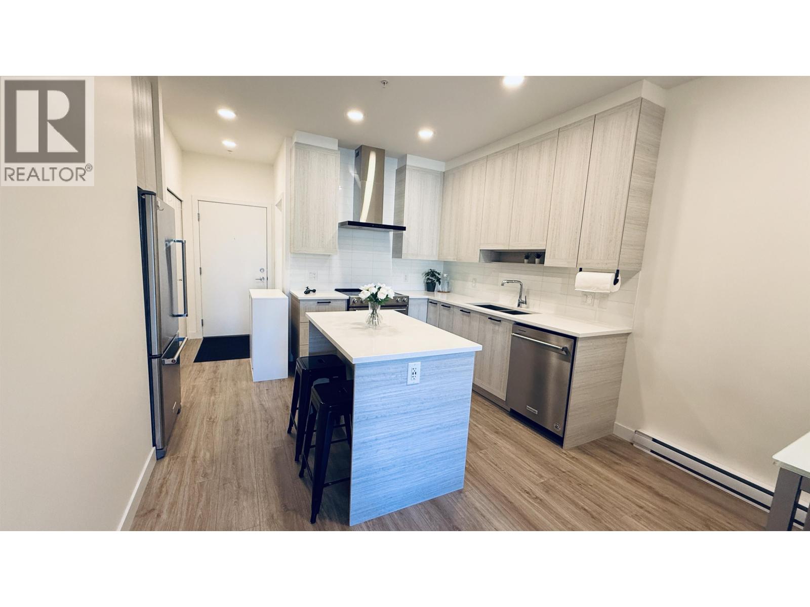 322 7133 14th Avenue, Burnaby, British Columbia  V3N 0H5 - Photo 9 - R3082922