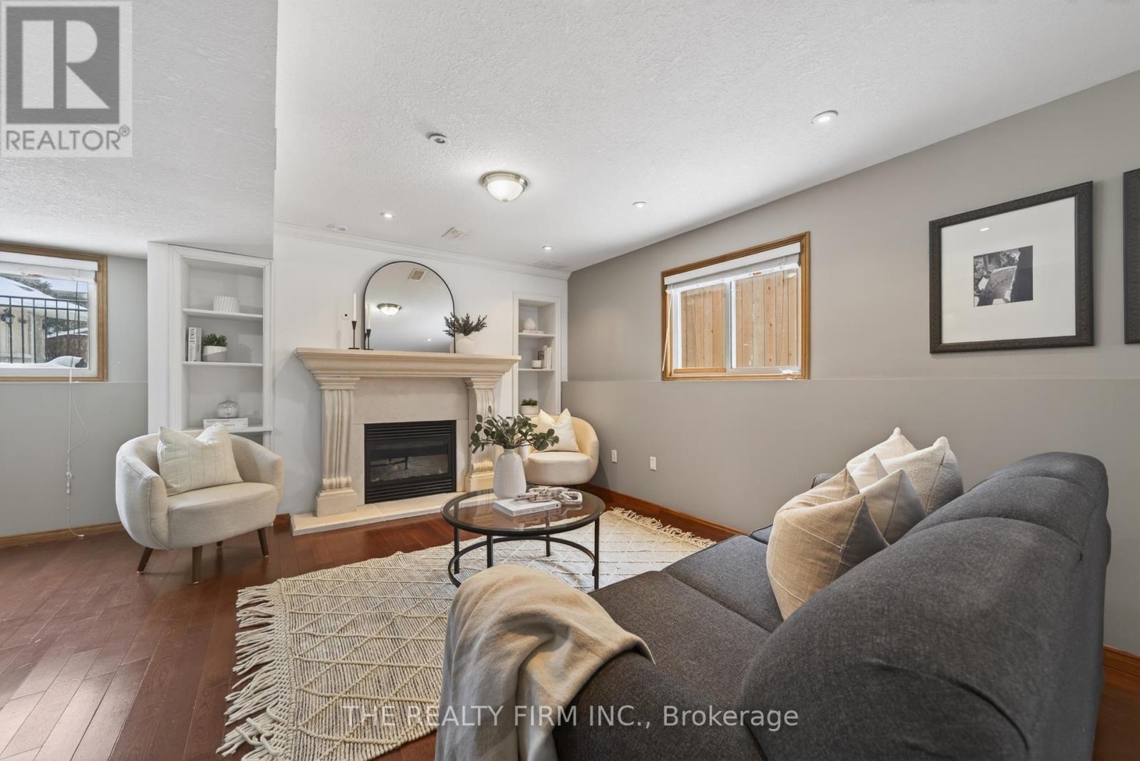 55 Queensway Drive, Strathroy-Caradoc, Ontario  N7G 4M2 - Photo 22 - X12730216