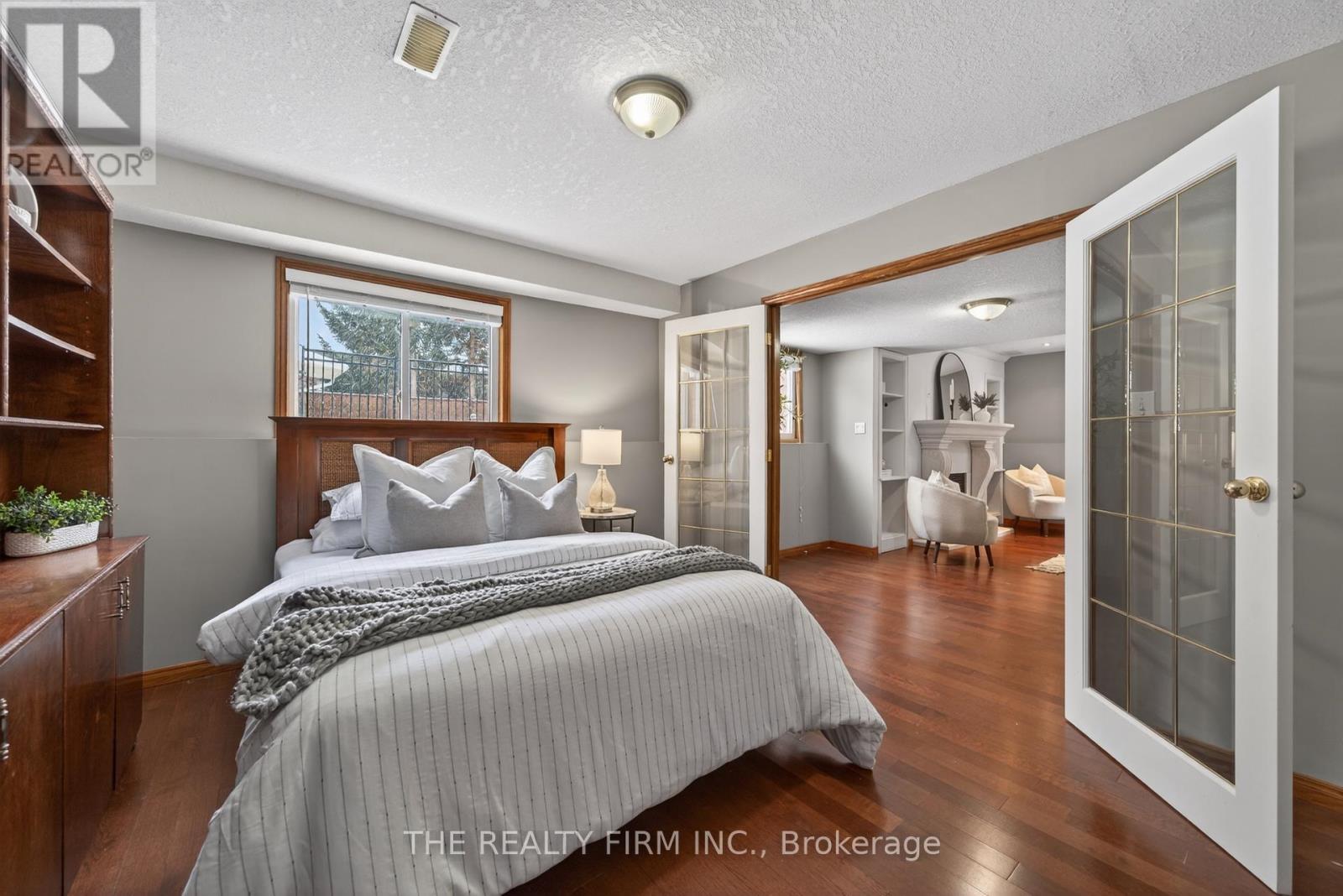 55 Queensway Drive, Strathroy-Caradoc, Ontario  N7G 4M2 - Photo 27 - X12730216