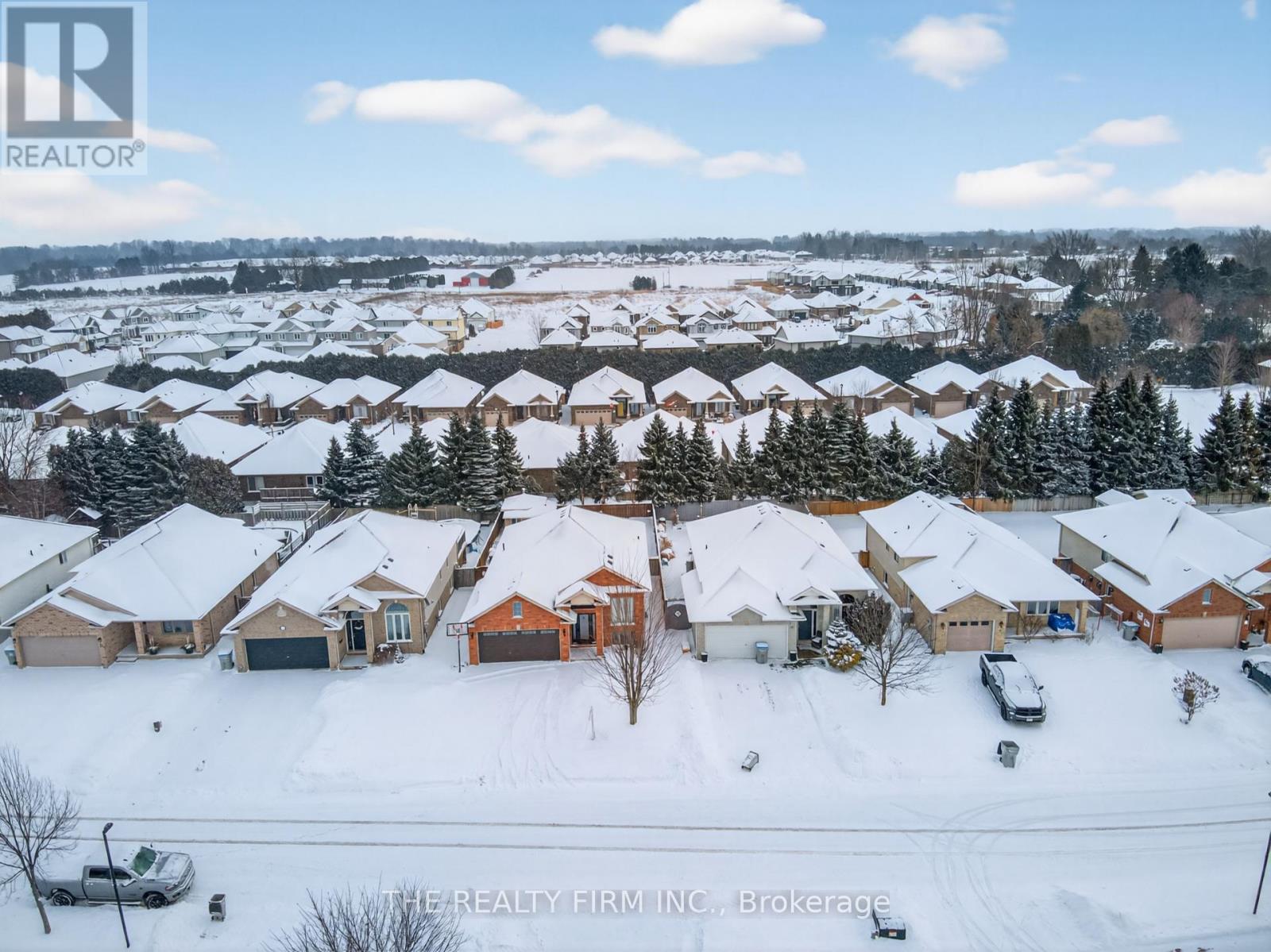 55 Queensway Drive, Strathroy-Caradoc, Ontario  N7G 4M2 - Photo 38 - X12730216