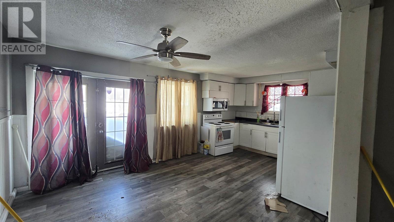 678 Albert St W, Sault Ste. Marie, Ontario P6A 1C6 - Photo 5 - SM260169